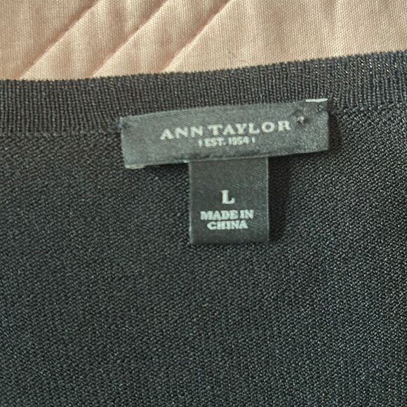 EUC Ann Taylor Floral Print Cardigan (size Large) - Picture 6 of 7